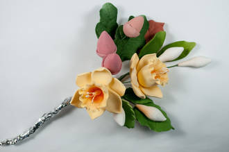 Icing Daffodil Spray Yellow (Box of 3)